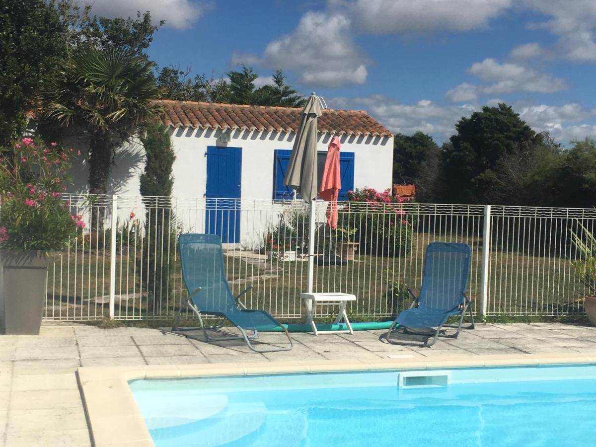 Studio Avec Piscine Beauvoir-sur-Mer Exterior foto